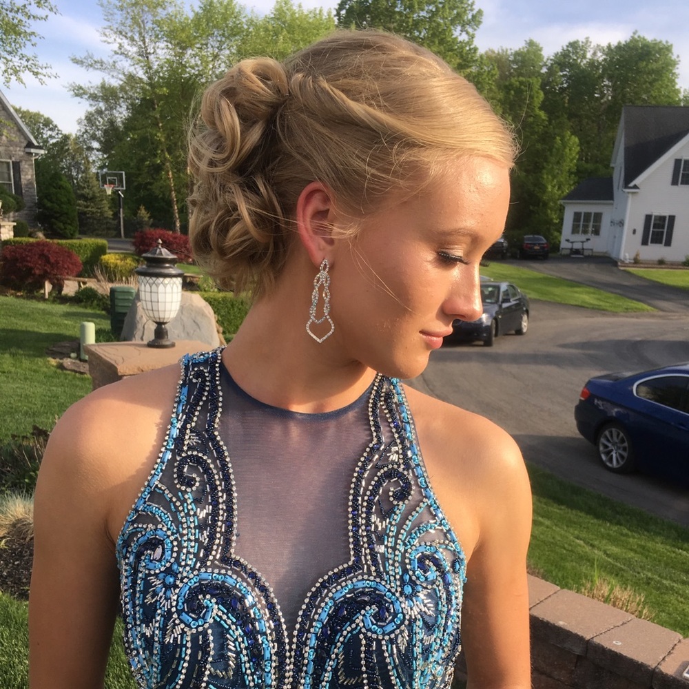 Meet your Posher, Hannah